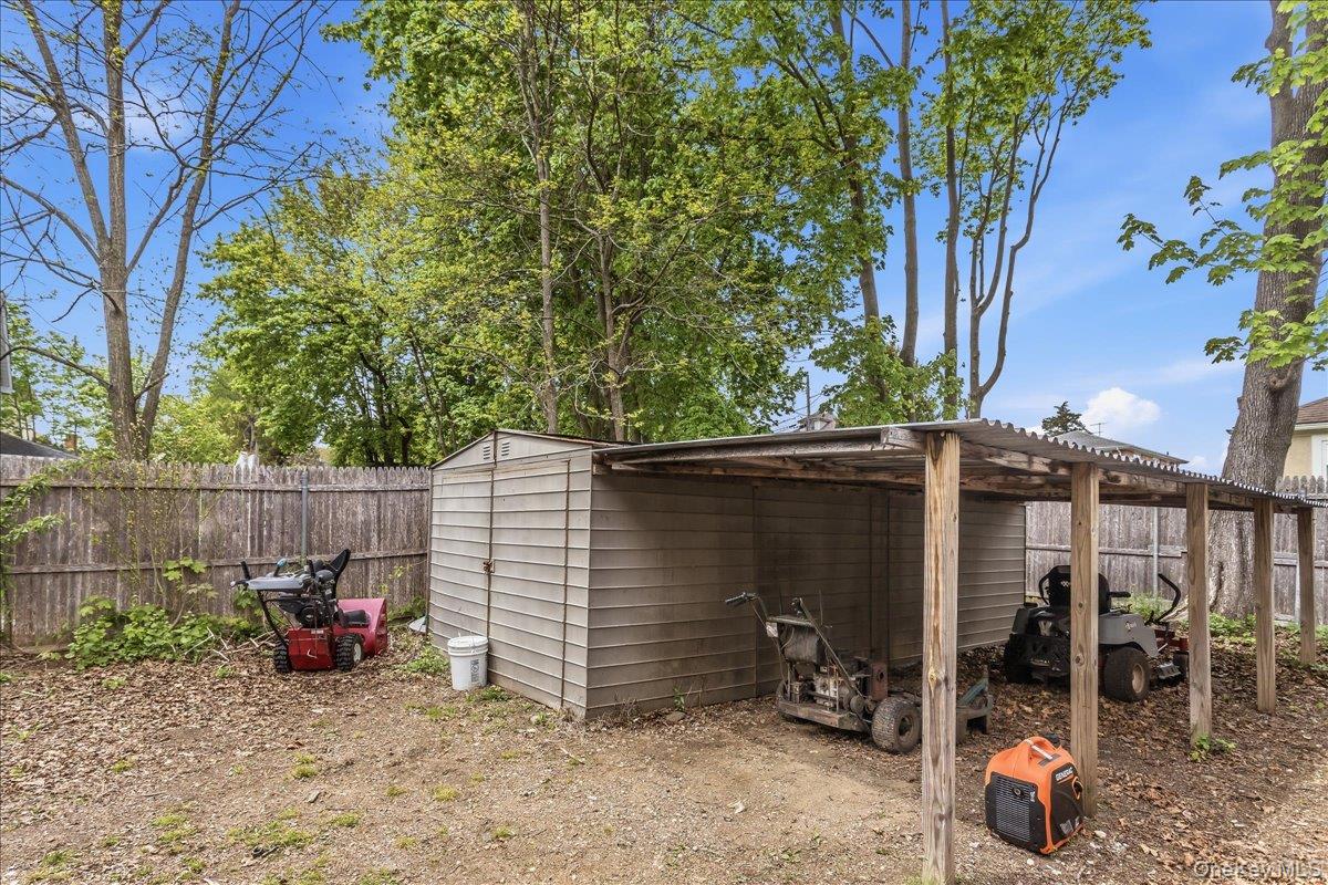 336 Forest Avenue Property Photo 6