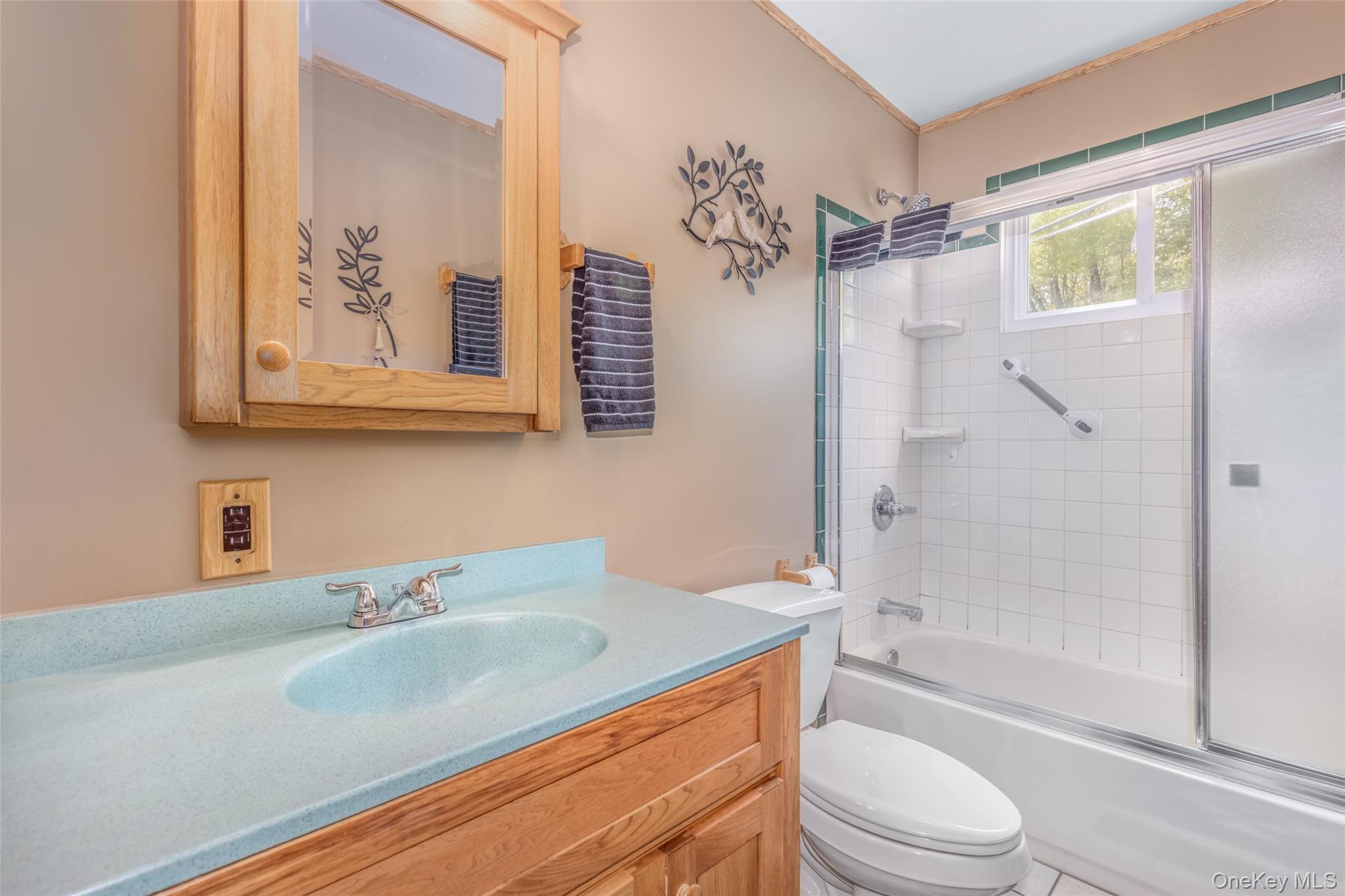 110 Cottontail Lane Property Photo 15