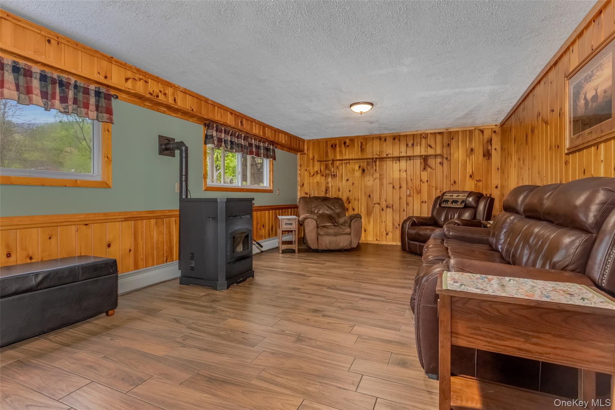 110 Cottontail Lane Property Photo 20