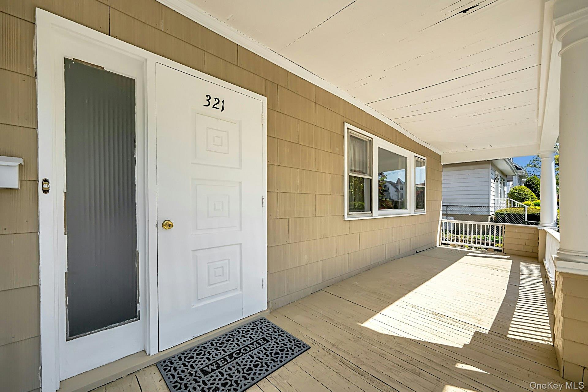 321 Rich Avenue Property Photo 3