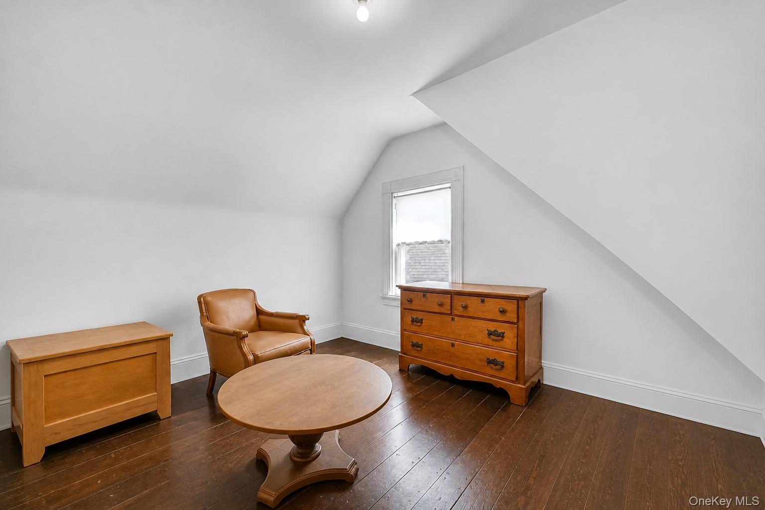 321 Rich Avenue Property Photo 19