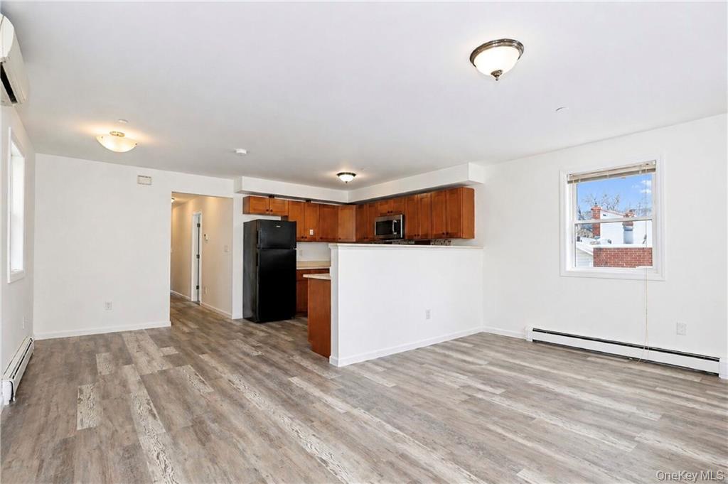 3173 Shore Parkway Property Photo 13