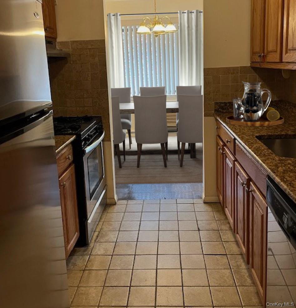 687 Bronx River Road Road 2a Property Photo 6