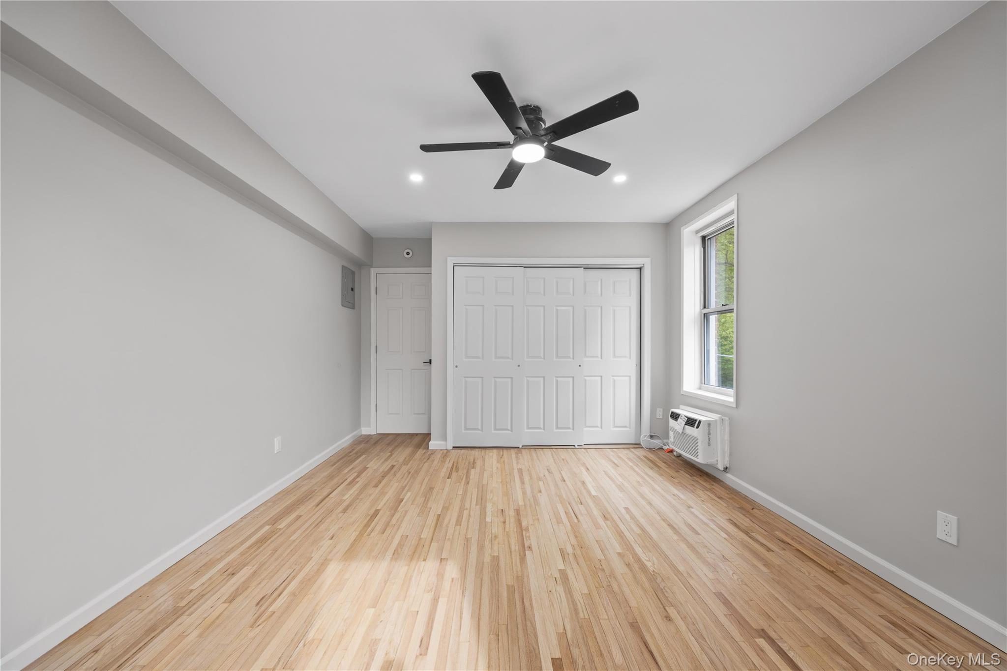 6535 Broadway 2a Property Photo 17