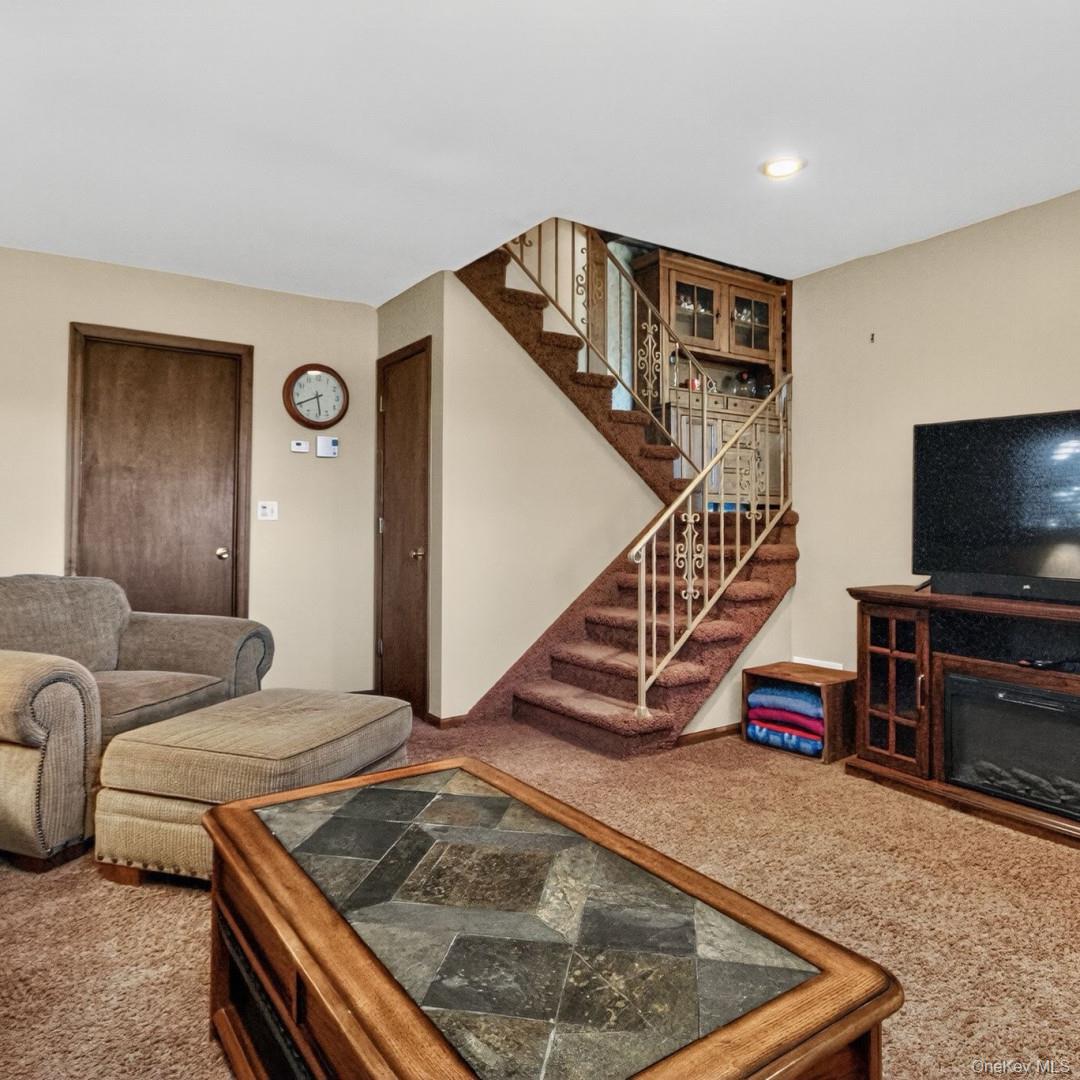 69 Crabby Road Property Photo 8
