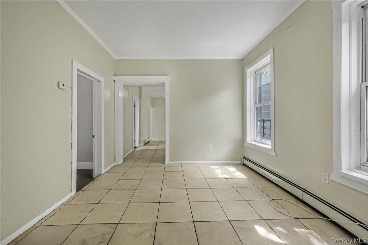 704 E 183rd Street Property Photo 11