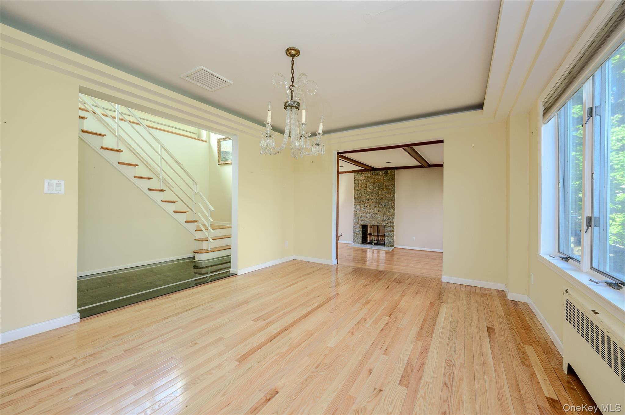 13802 Rockaway Beach Boulevard Property Photo 6