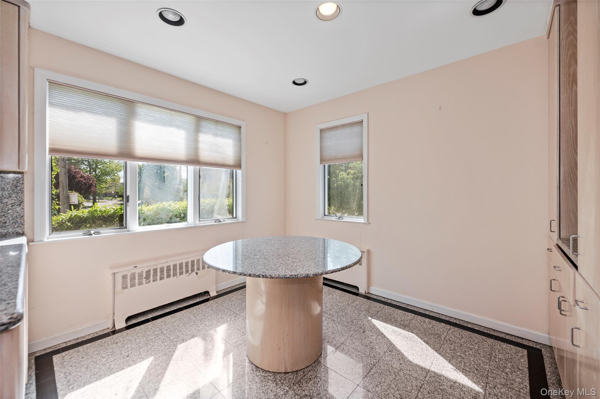 13802 Rockaway Beach Boulevard Property Photo 14