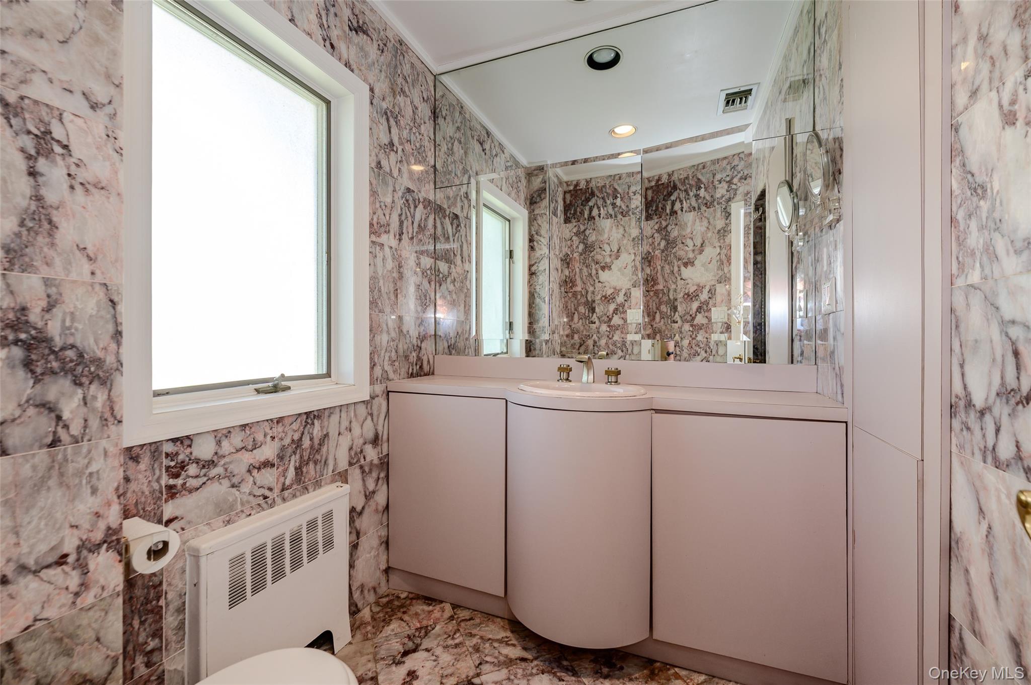 13802 Rockaway Beach Boulevard Property Photo 24