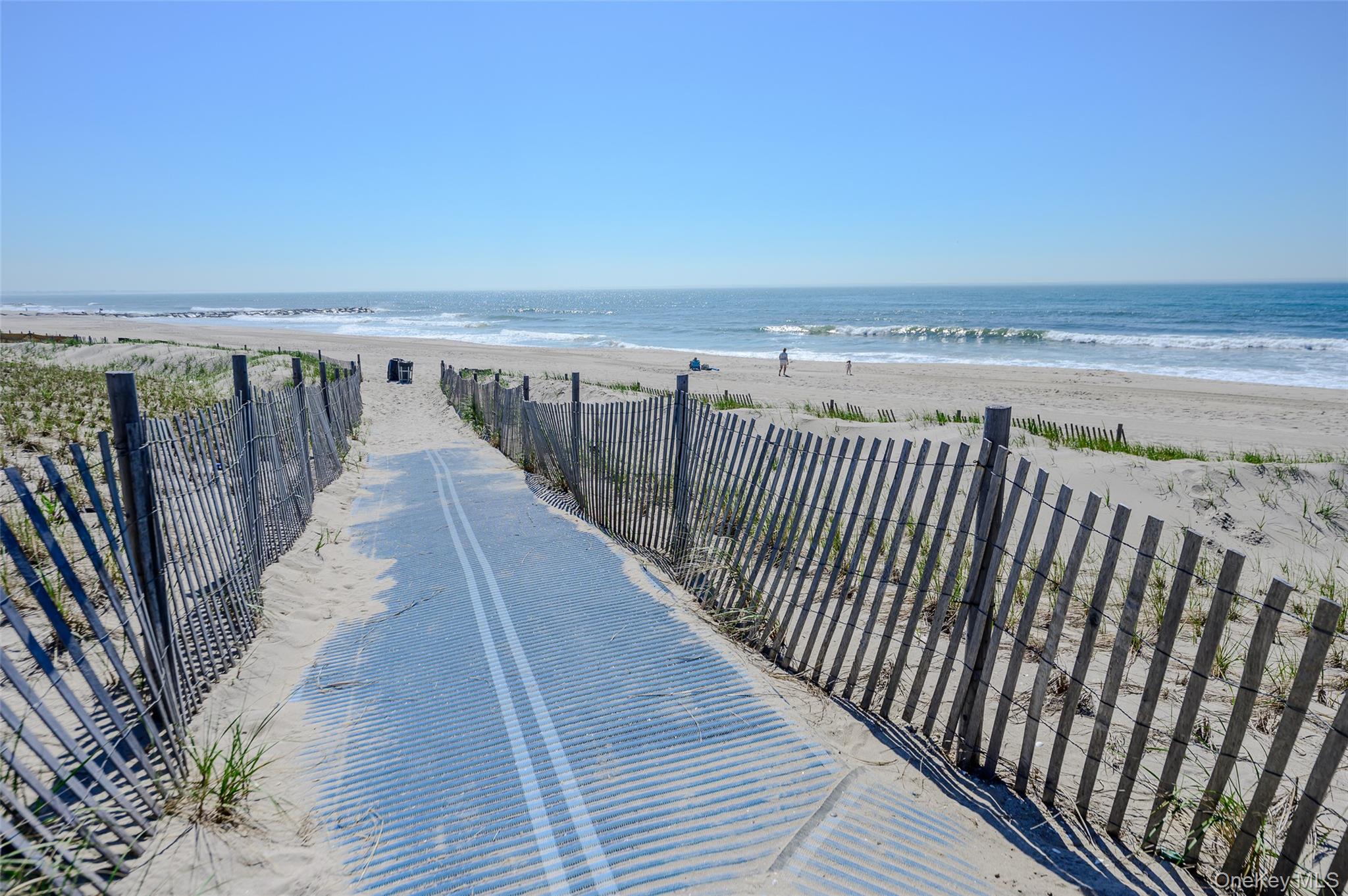 13802 Rockaway Beach Boulevard Property Photo 34