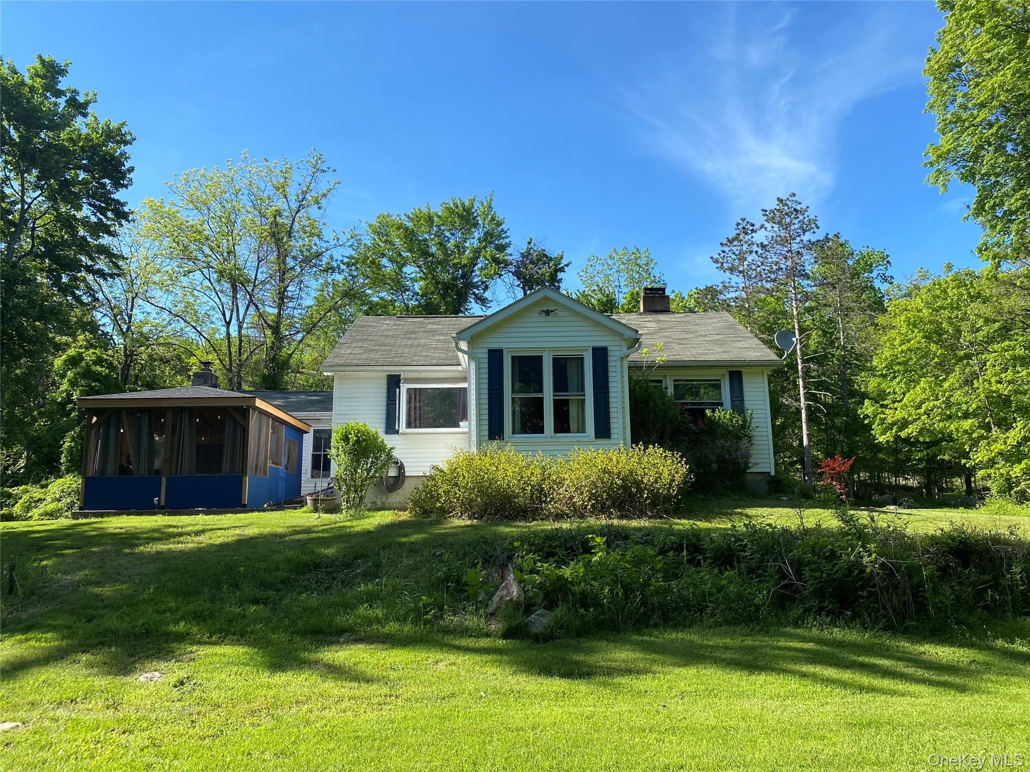 894 Upper Mountain Road Property Photo 1