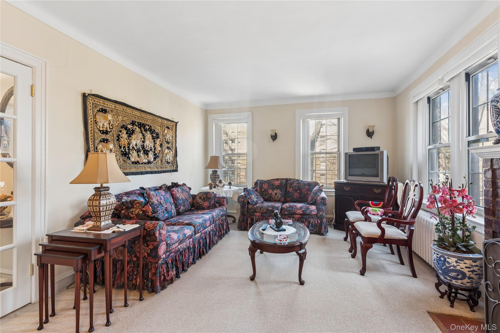 150 Burns Street 3F Property Photo 1