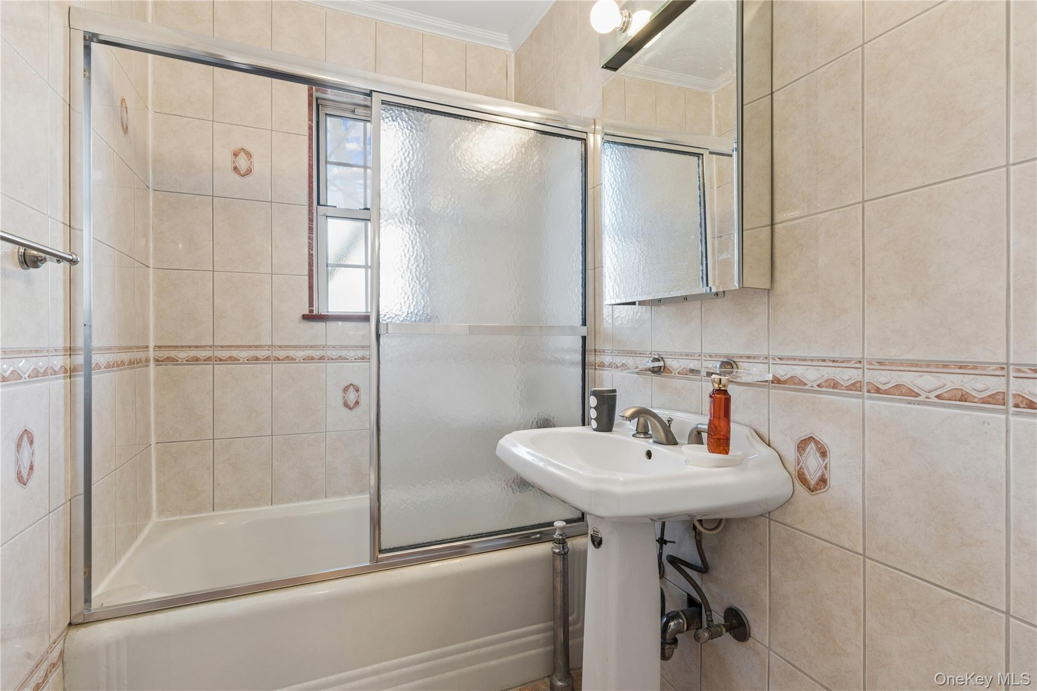 150 Burns Street 3f Property Photo 4