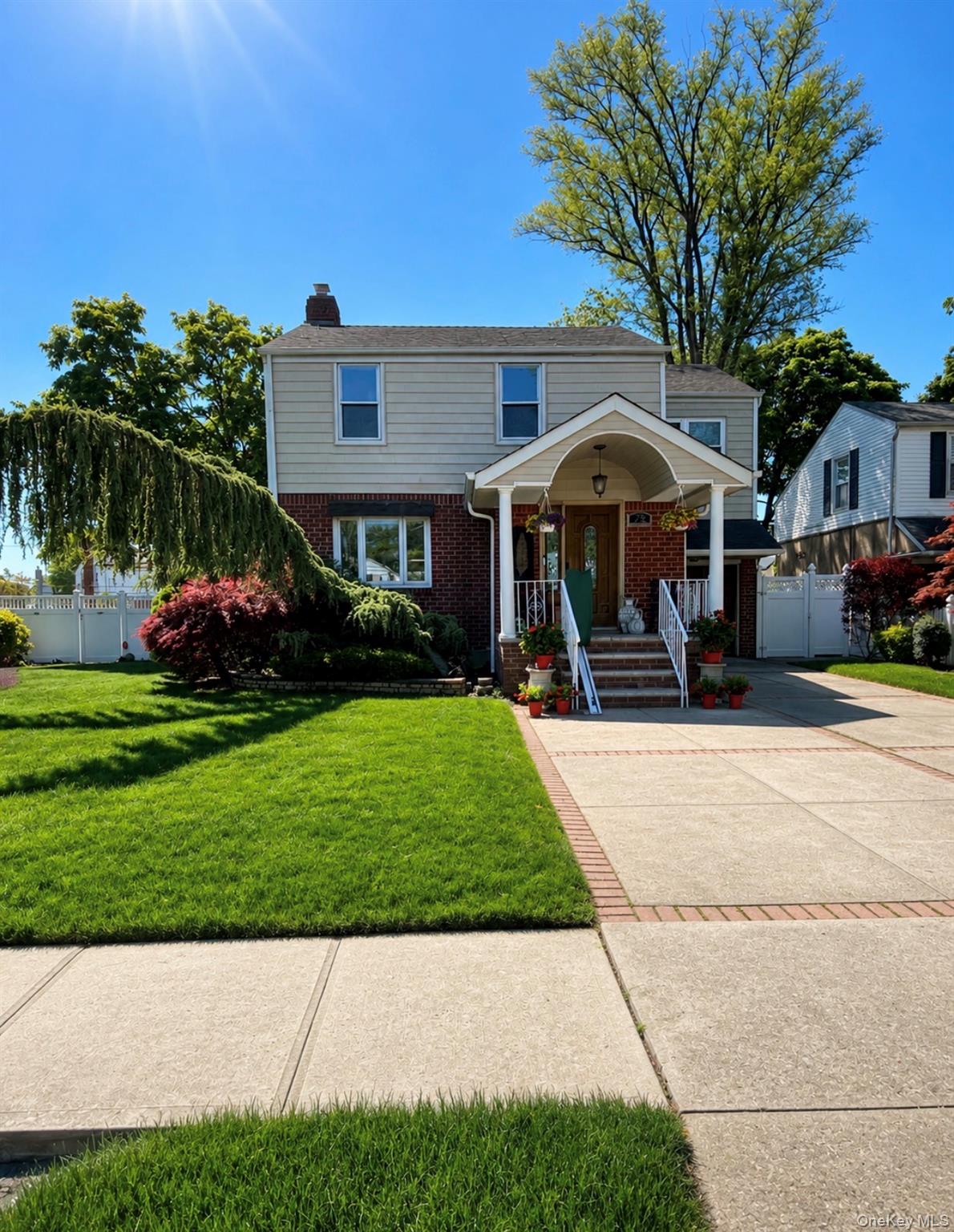 25 Nassau Street Property Photo 1