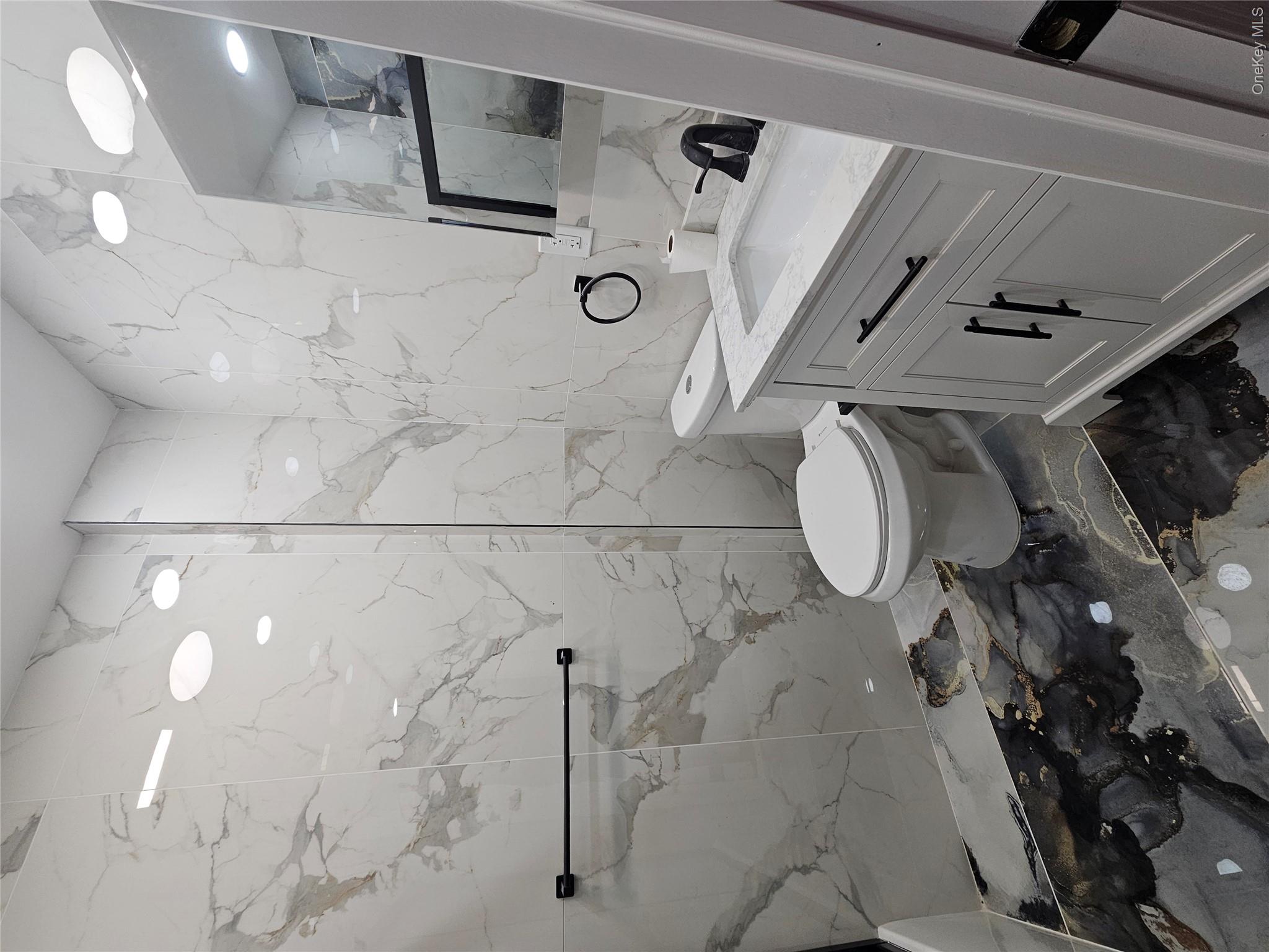 2 Jardine Place Property Photo 7