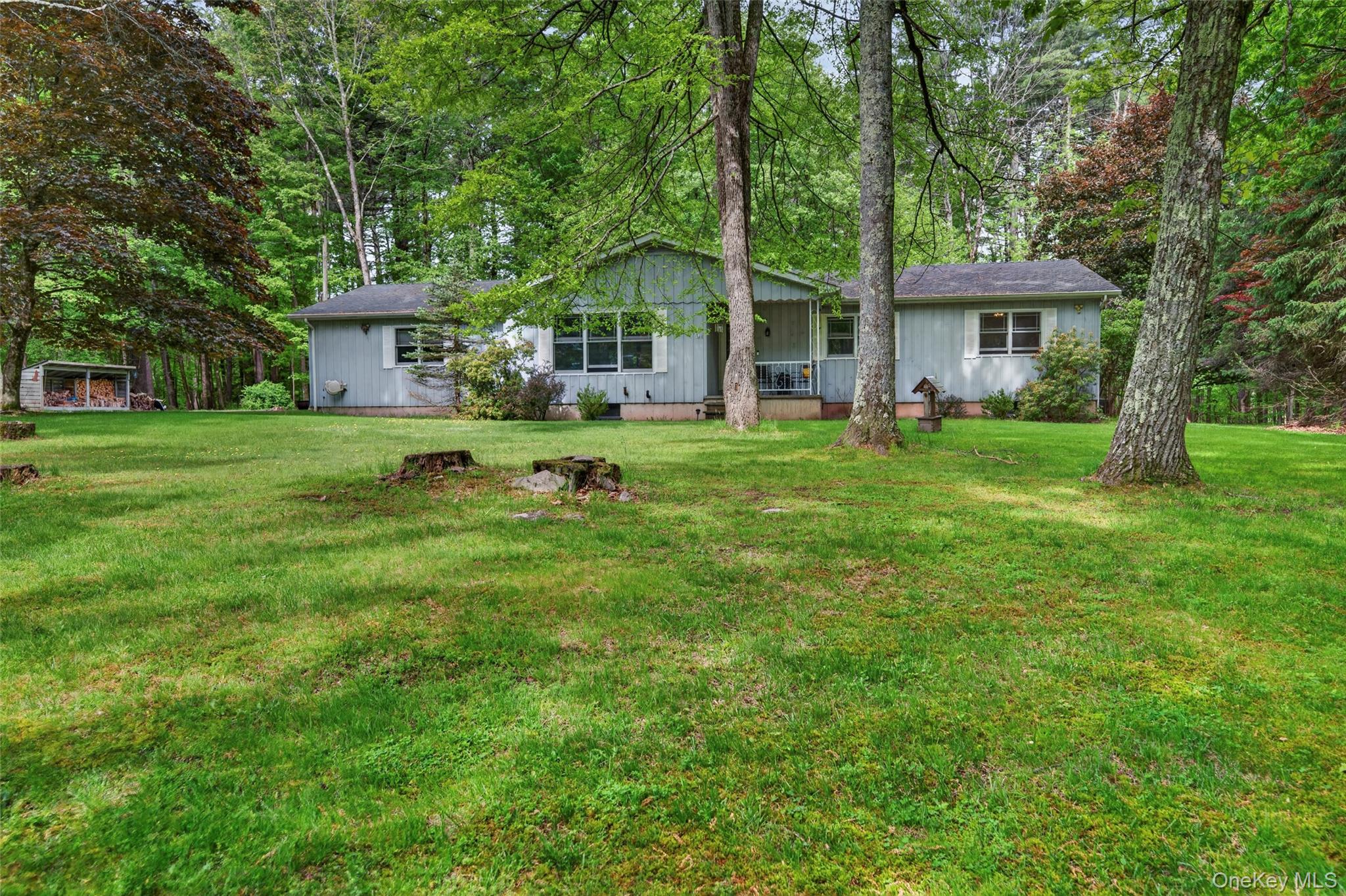 11 Fairway Drive Property Photo 2