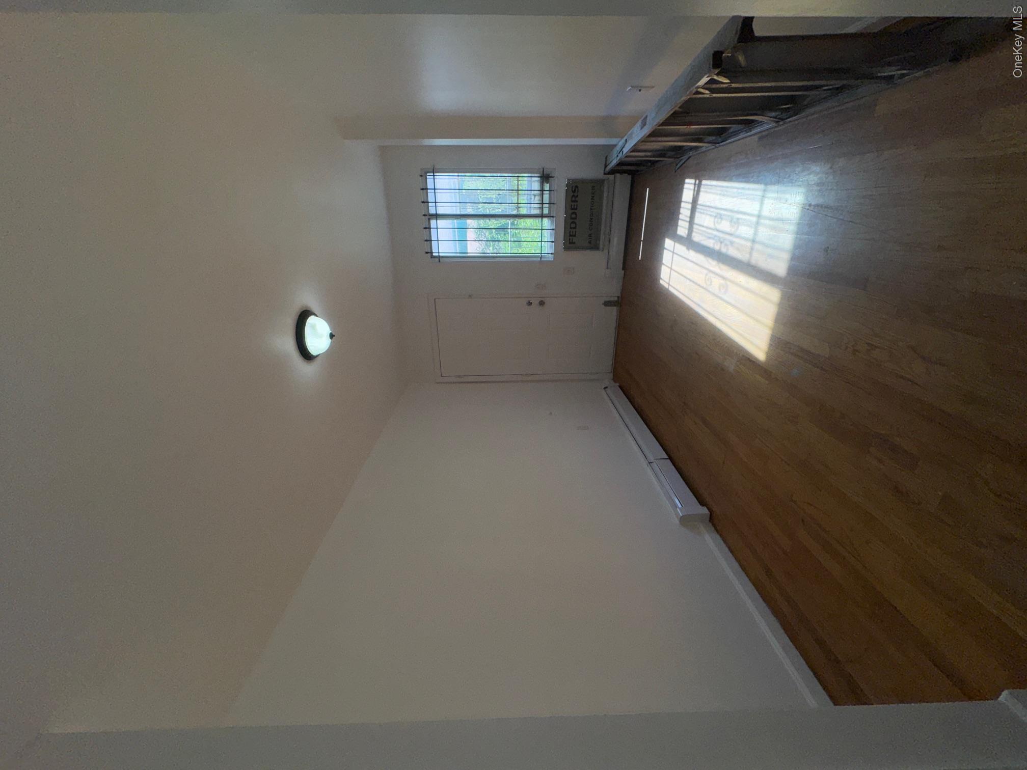 631 Coster Street Property Photo 12