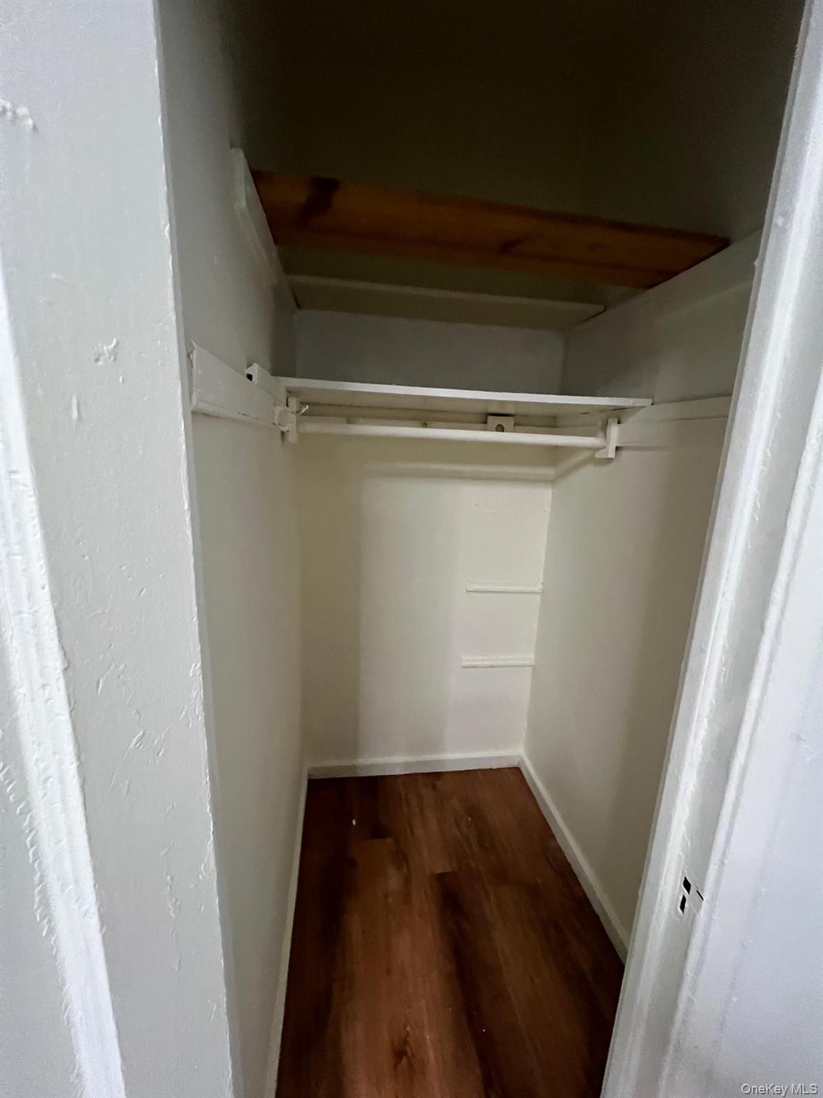 754 Brady Avenue 201 Property Photo 6