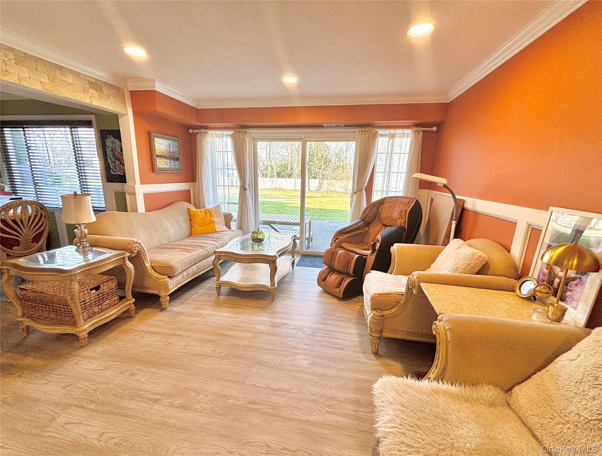 15 Manors Drive Property Photo 13