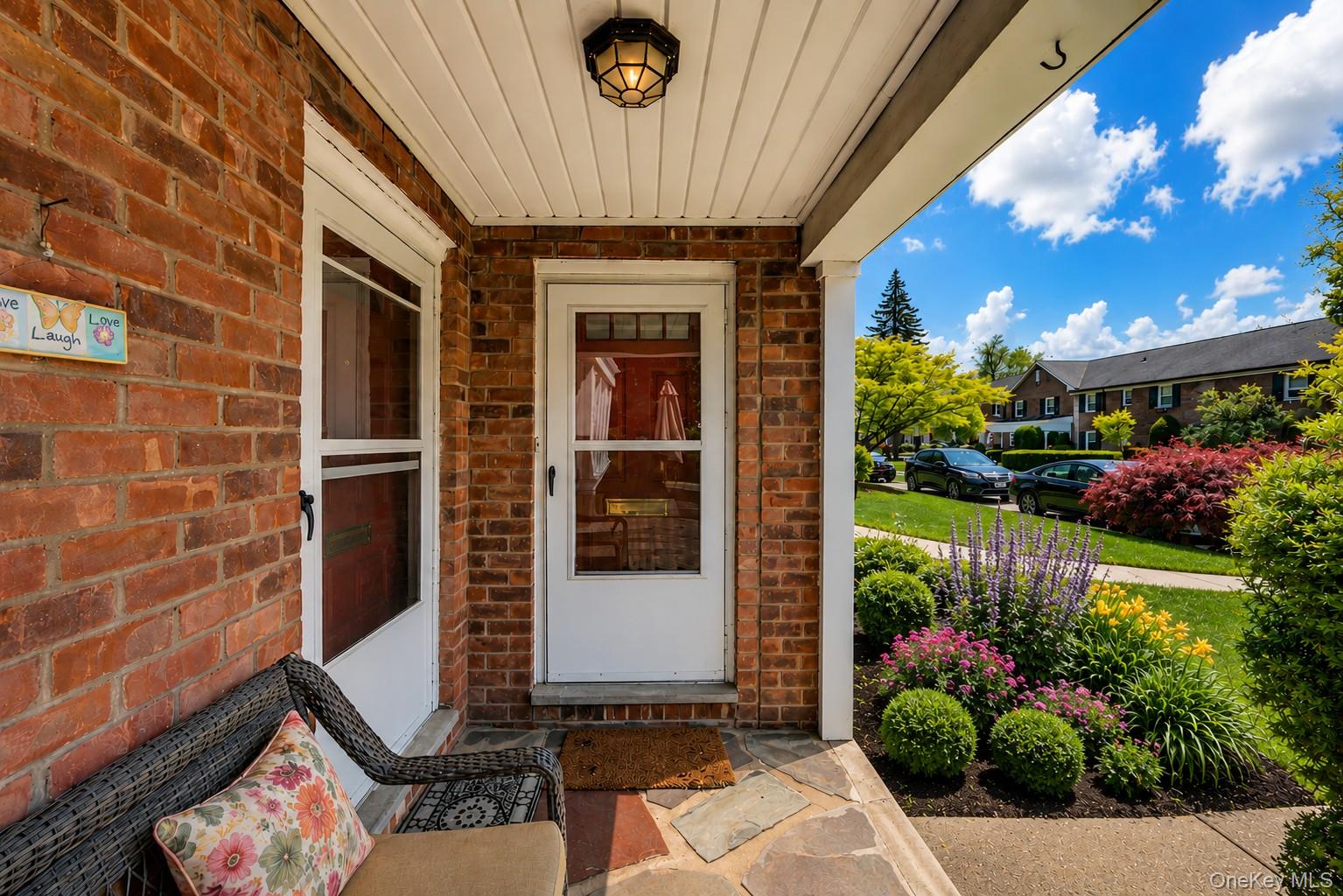 45 Robins Crescent 45 Property Photo 1