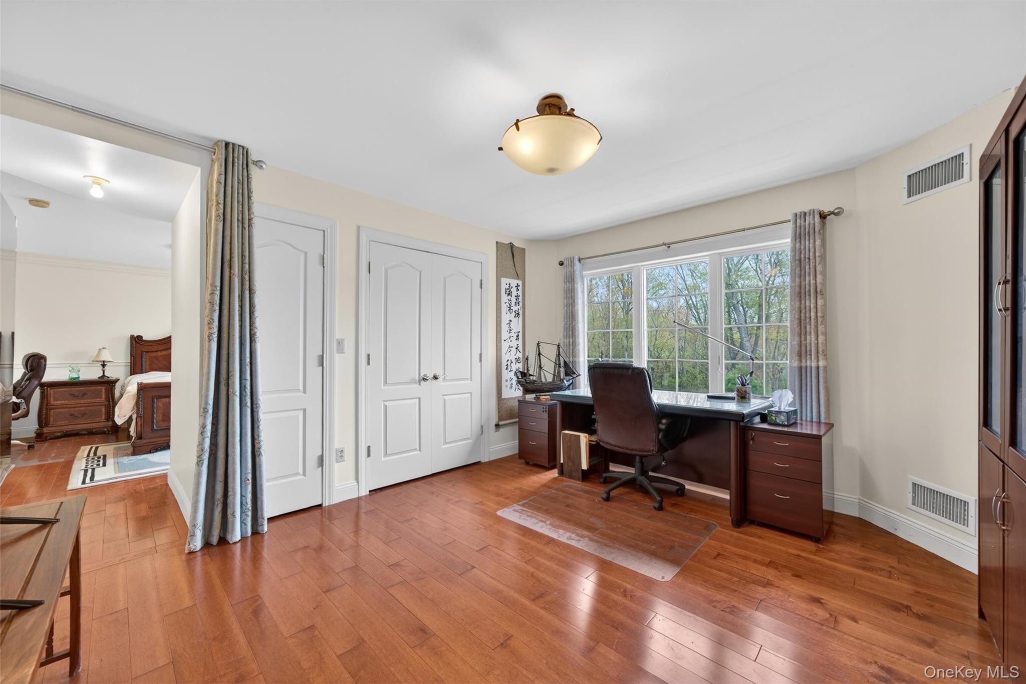 23 Greenwich Avenue Property Photo 28