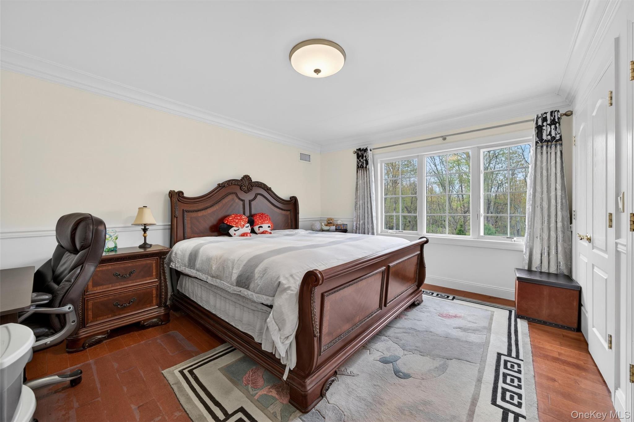 23 Greenwich Avenue Property Photo 29