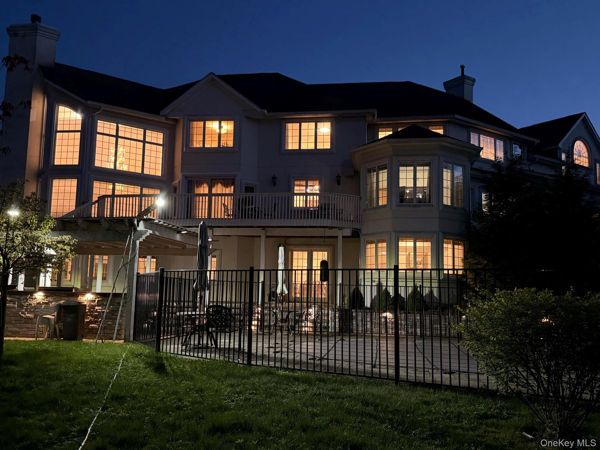 23 Greenwich Avenue Property Photo 43