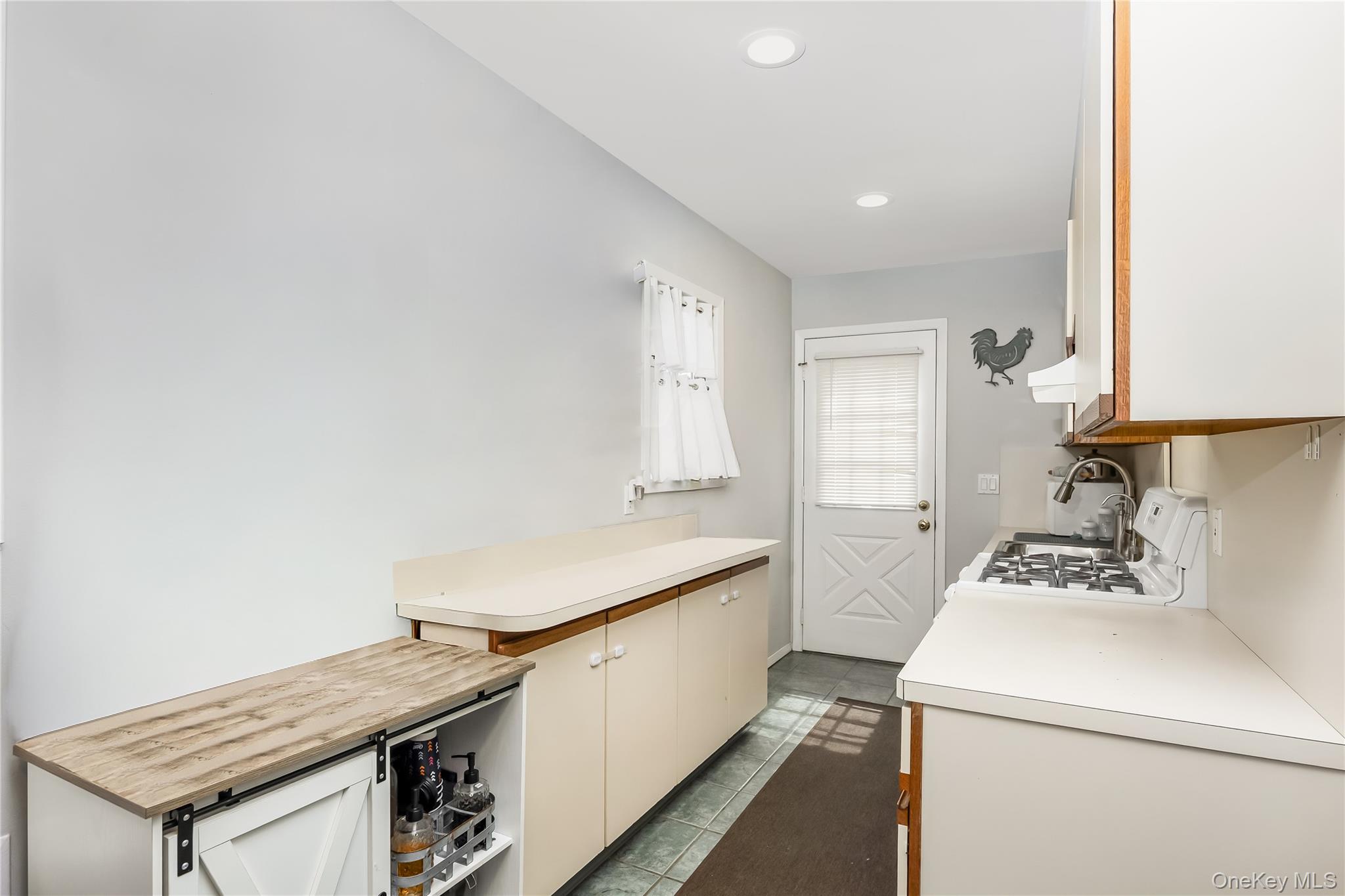 787 Frankford Road Property Photo 11