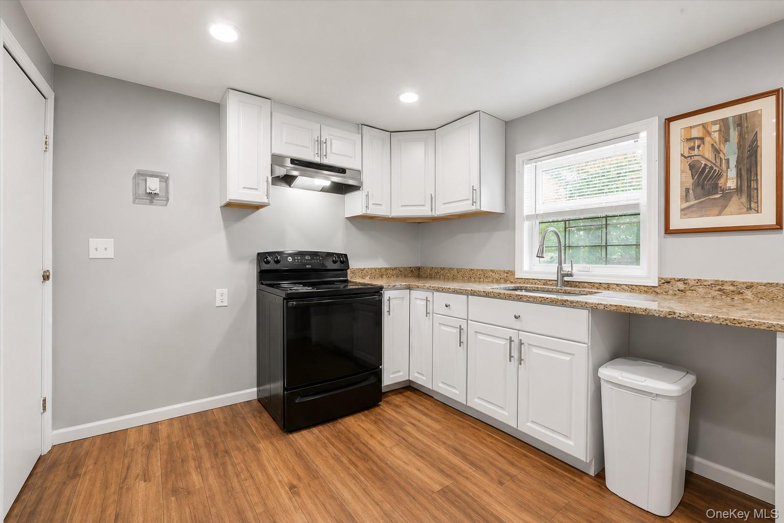 931 Diven Street Property Photo 14