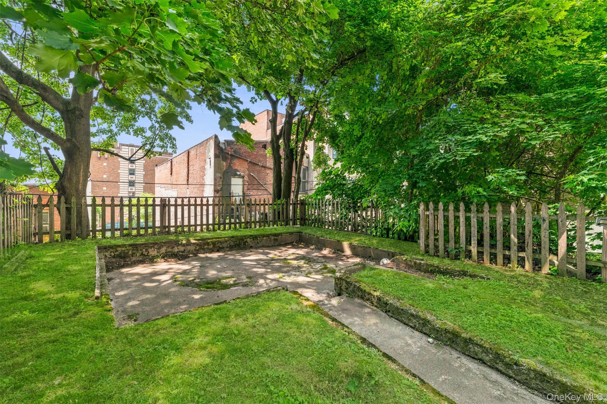 931 Diven Street Property Photo 24