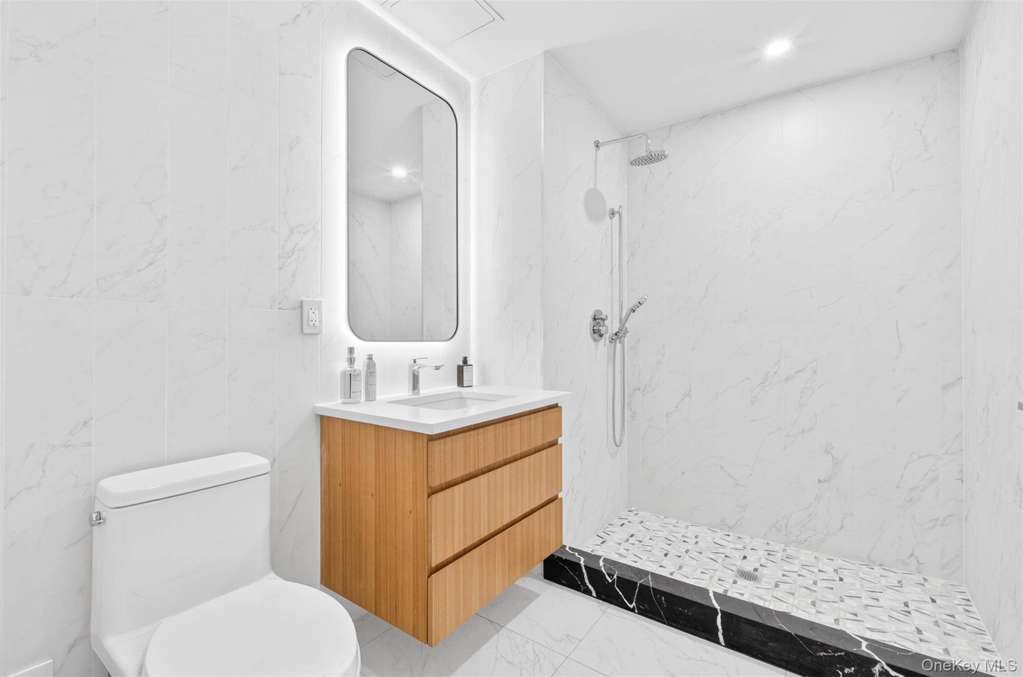 133-25 37th Avenue 5e Property Photo 22