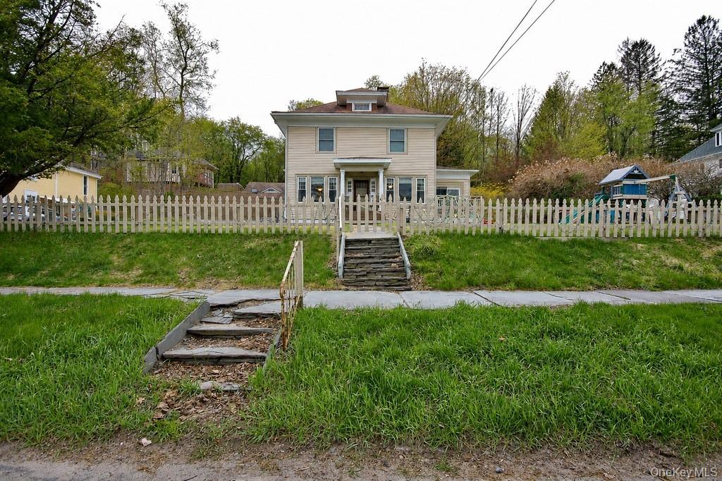 278 S Main Street Property Photo 2