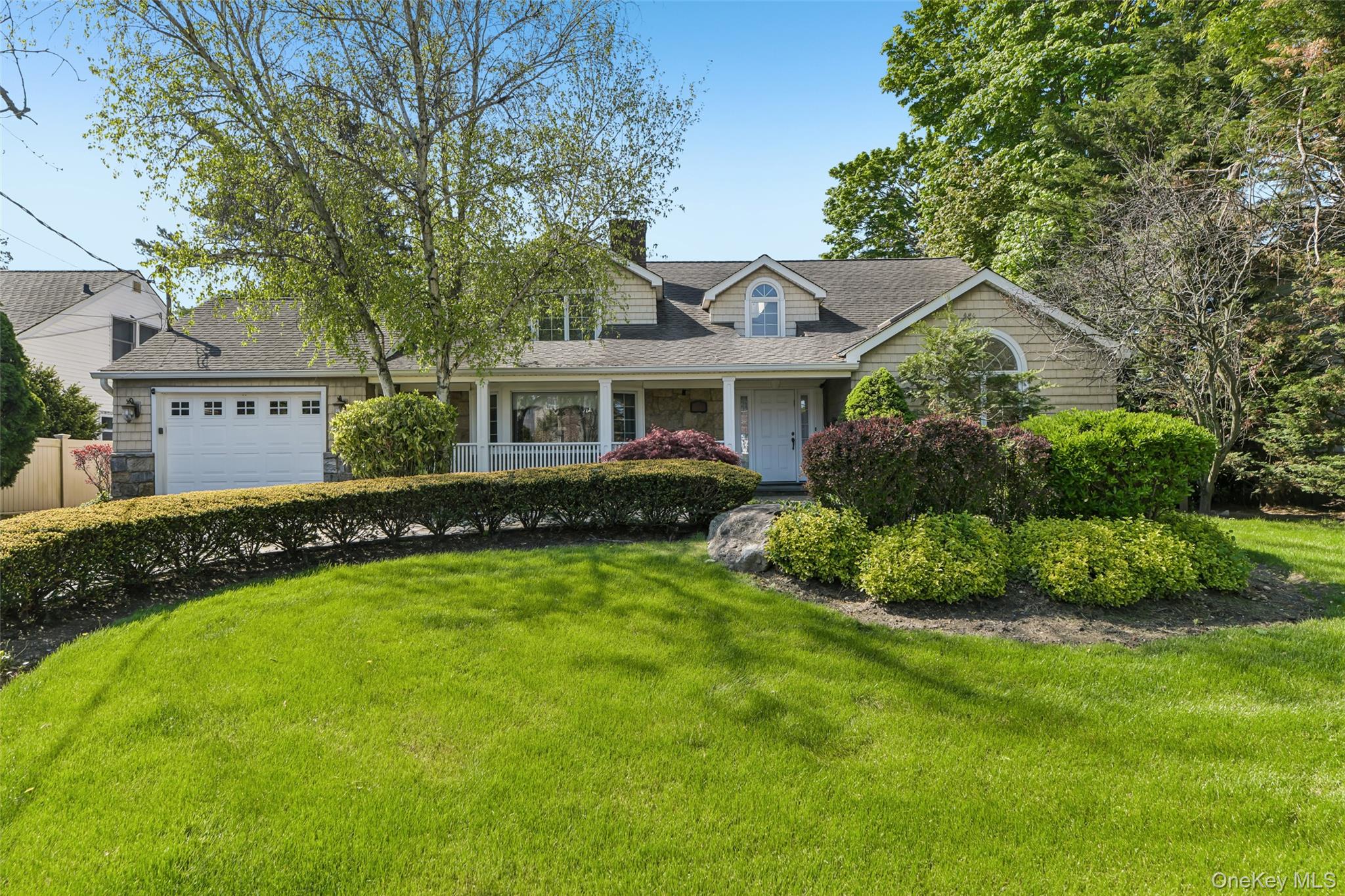 111 Palmyra Avenue Property Photo 1
