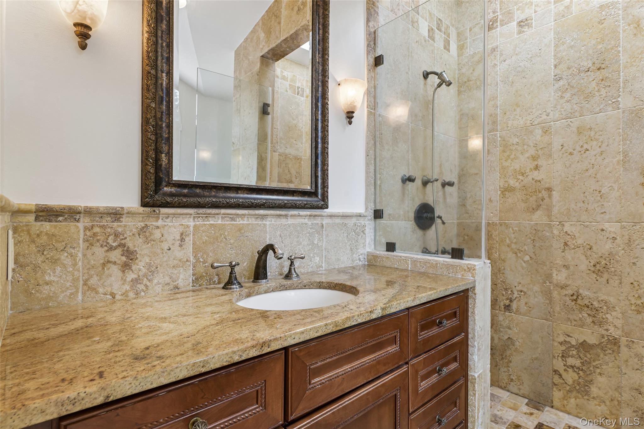 111 Palmyra Avenue Property Photo 18