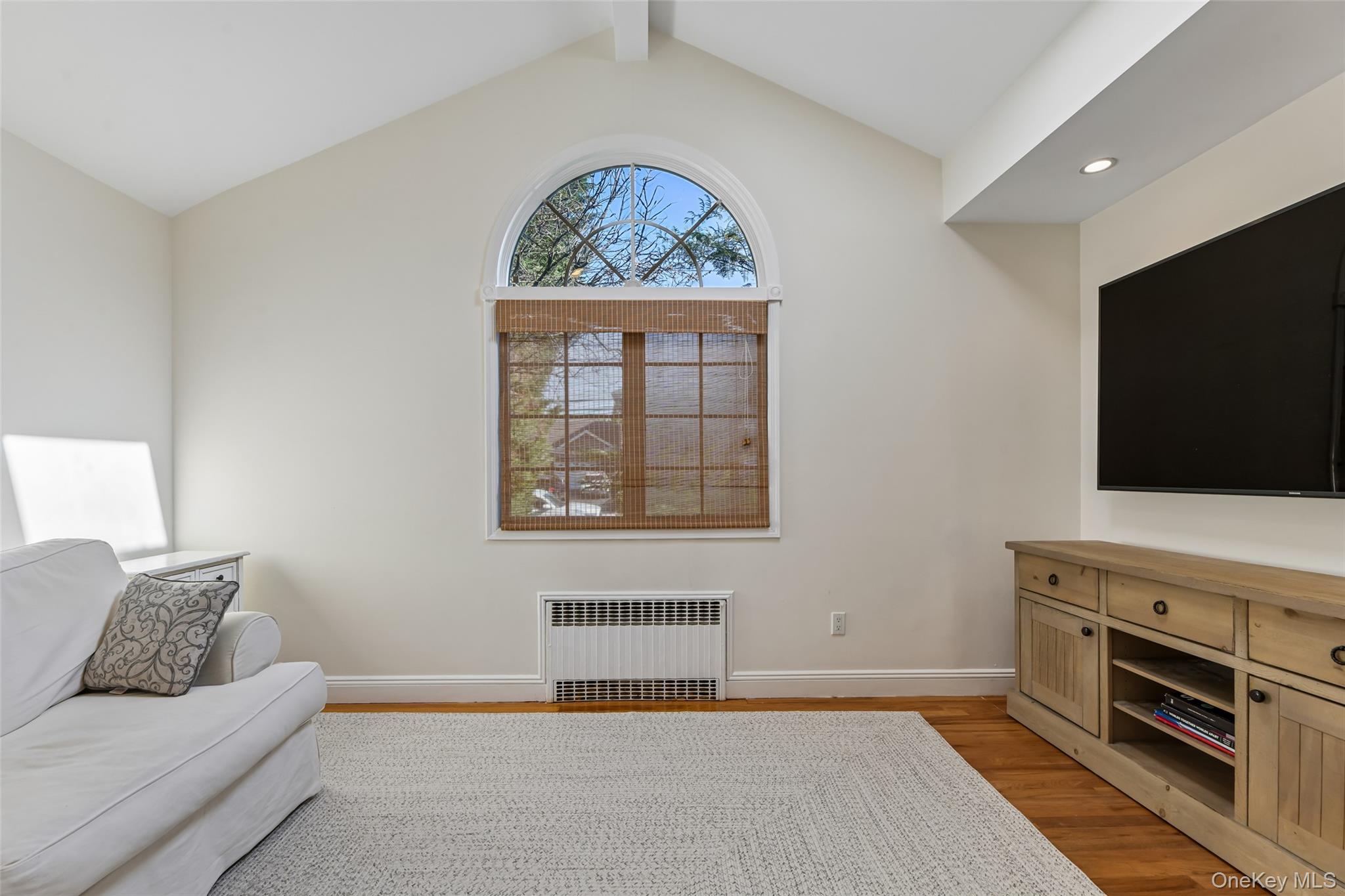 111 Palmyra Avenue Property Photo 23