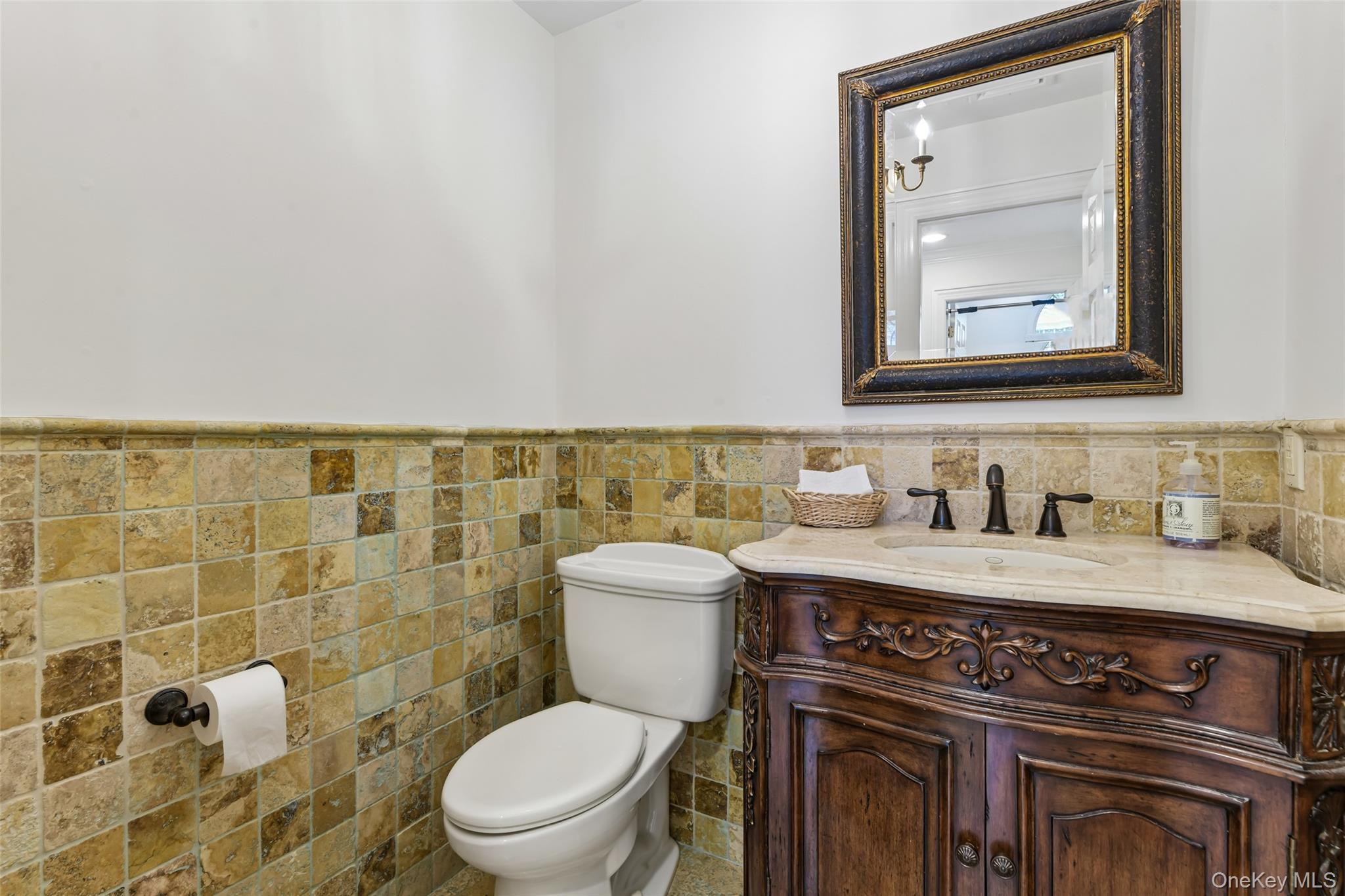 111 Palmyra Avenue Property Photo 24