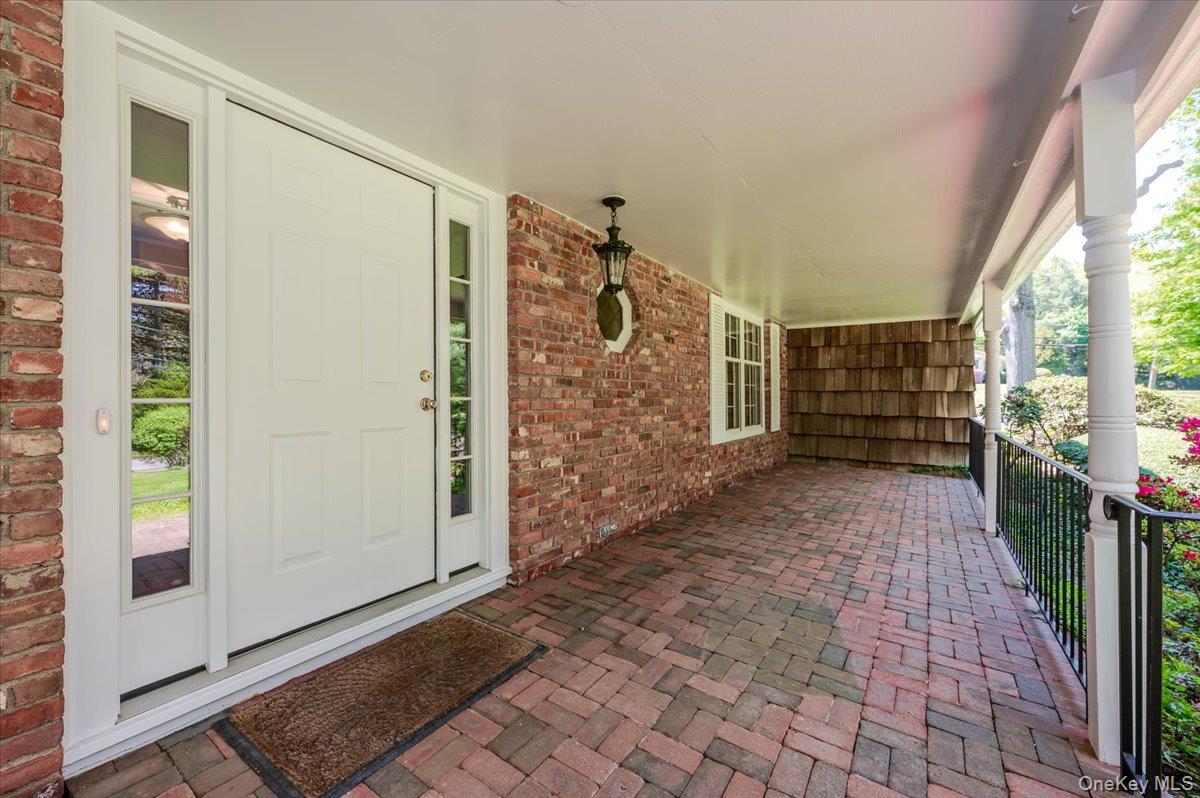 2 Richard Lane Property Photo 3
