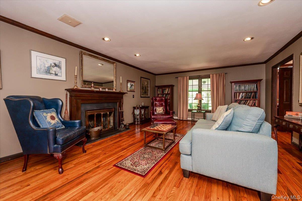 2 Richard Lane Property Photo 7
