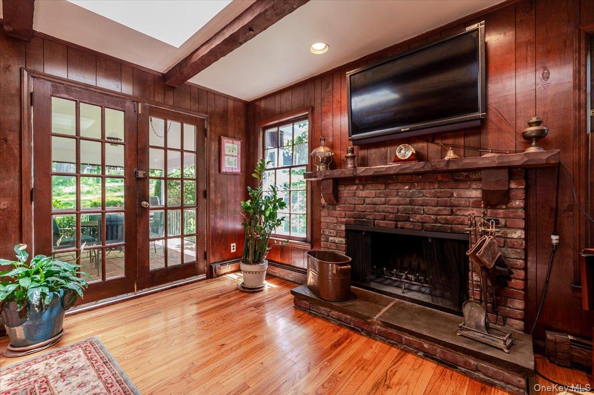 2 Richard Lane Property Photo 16