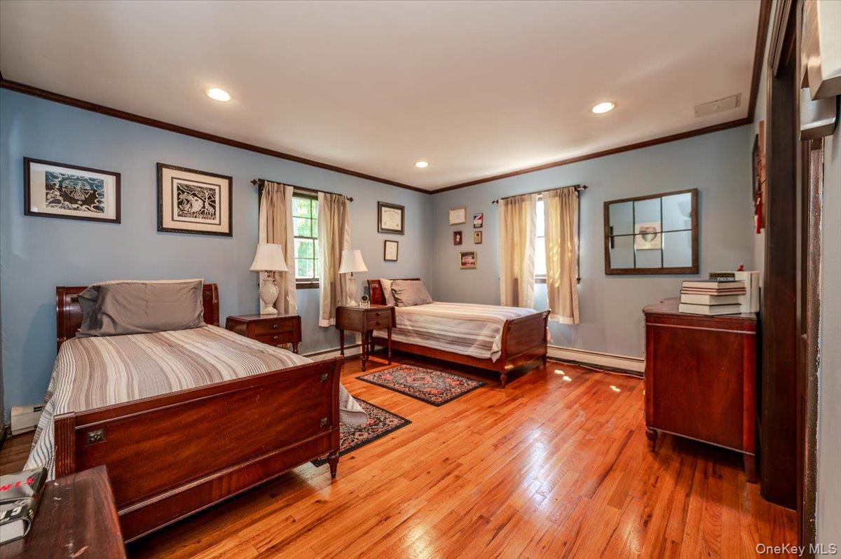 2 Richard Lane Property Photo 24