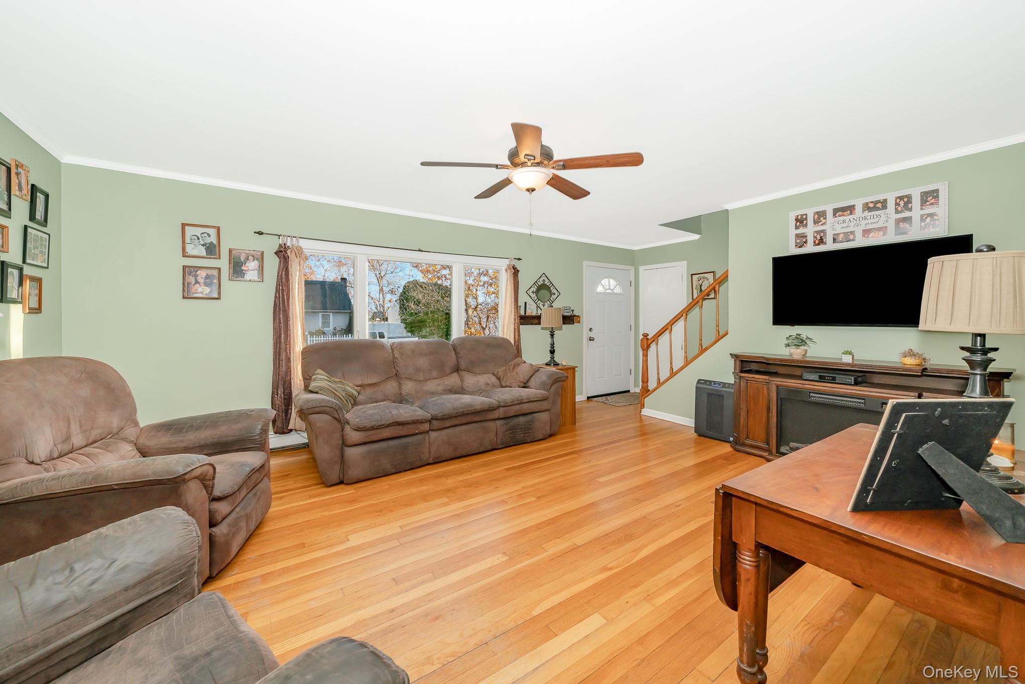 116 E 13th Street Property Photo 10