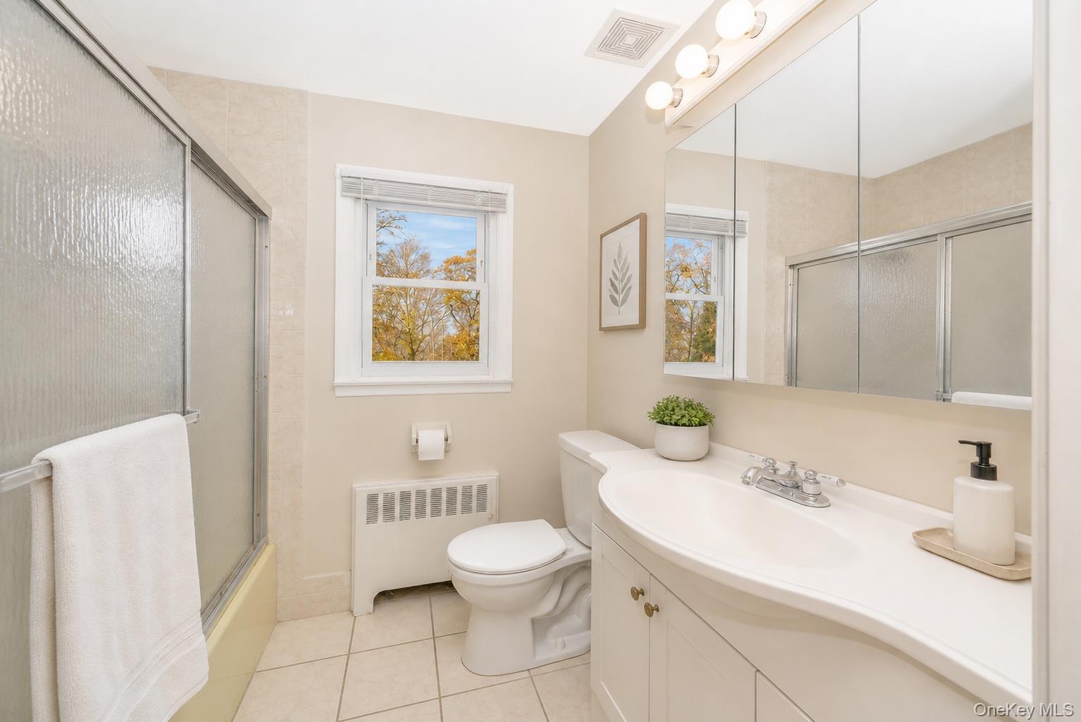 116 E 13th Street Property Photo 19