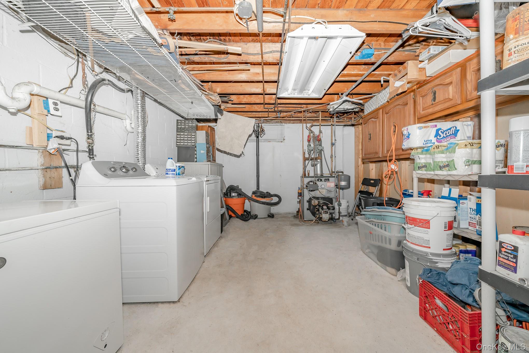 116 E 13th Street Property Photo 26