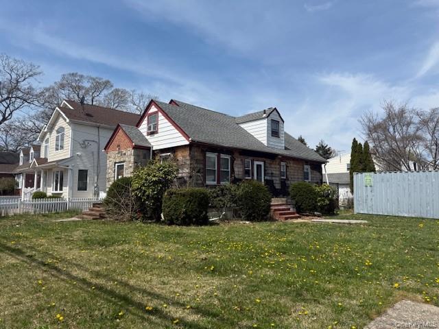 2571 Beltagh Avenue Property Photo 4