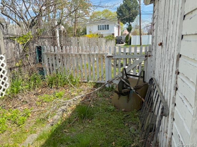 2571 Beltagh Avenue Property Photo 16