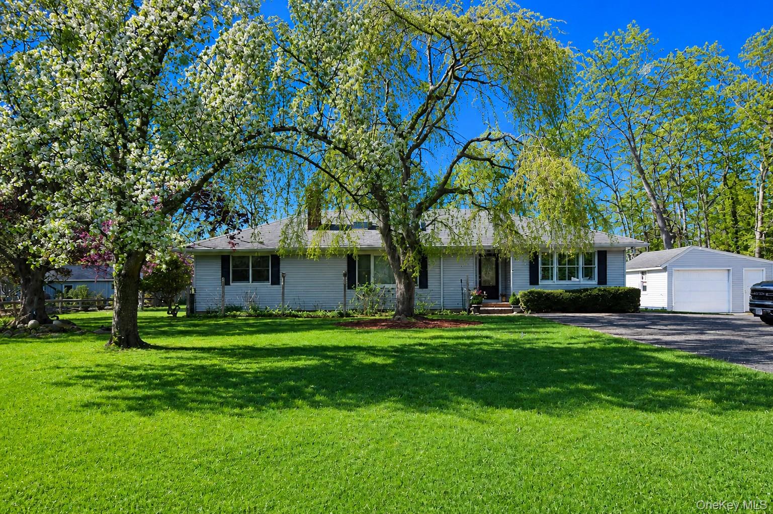 5 Stillwood Road Property Photo 1