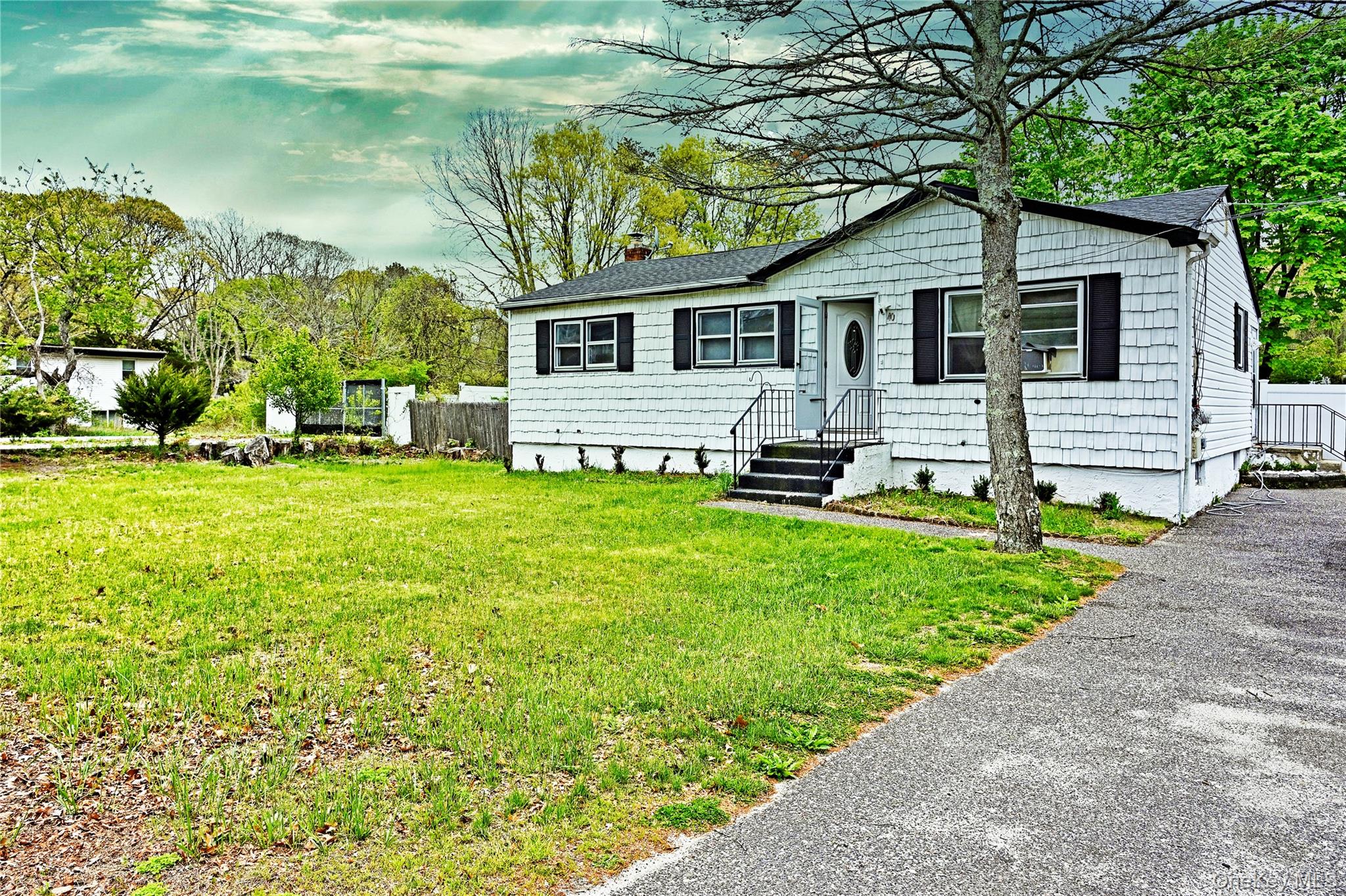 40 Hawkins Road Property Photo 2