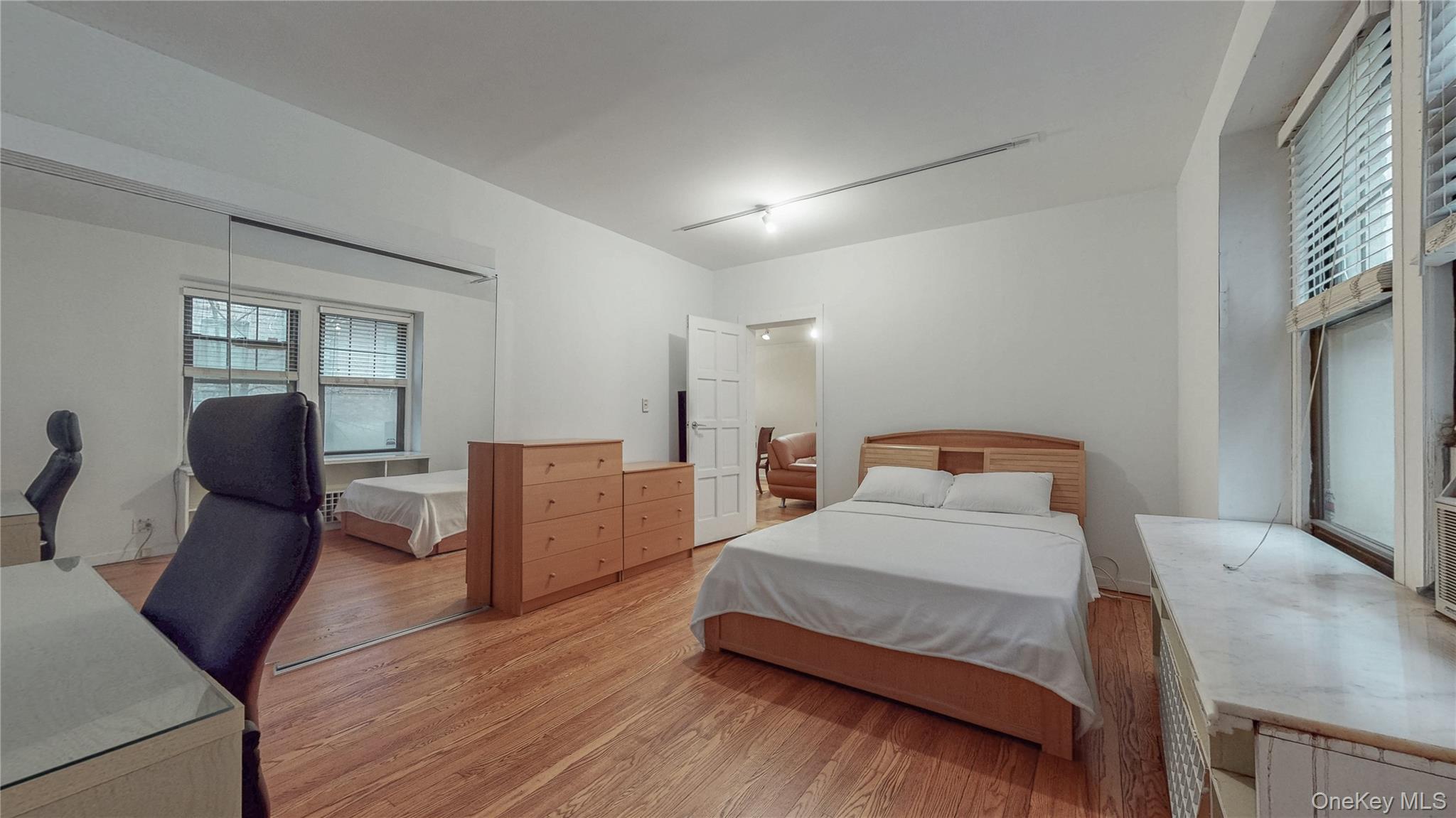 109-14 Ascan Avenue 1d Property Photo 7