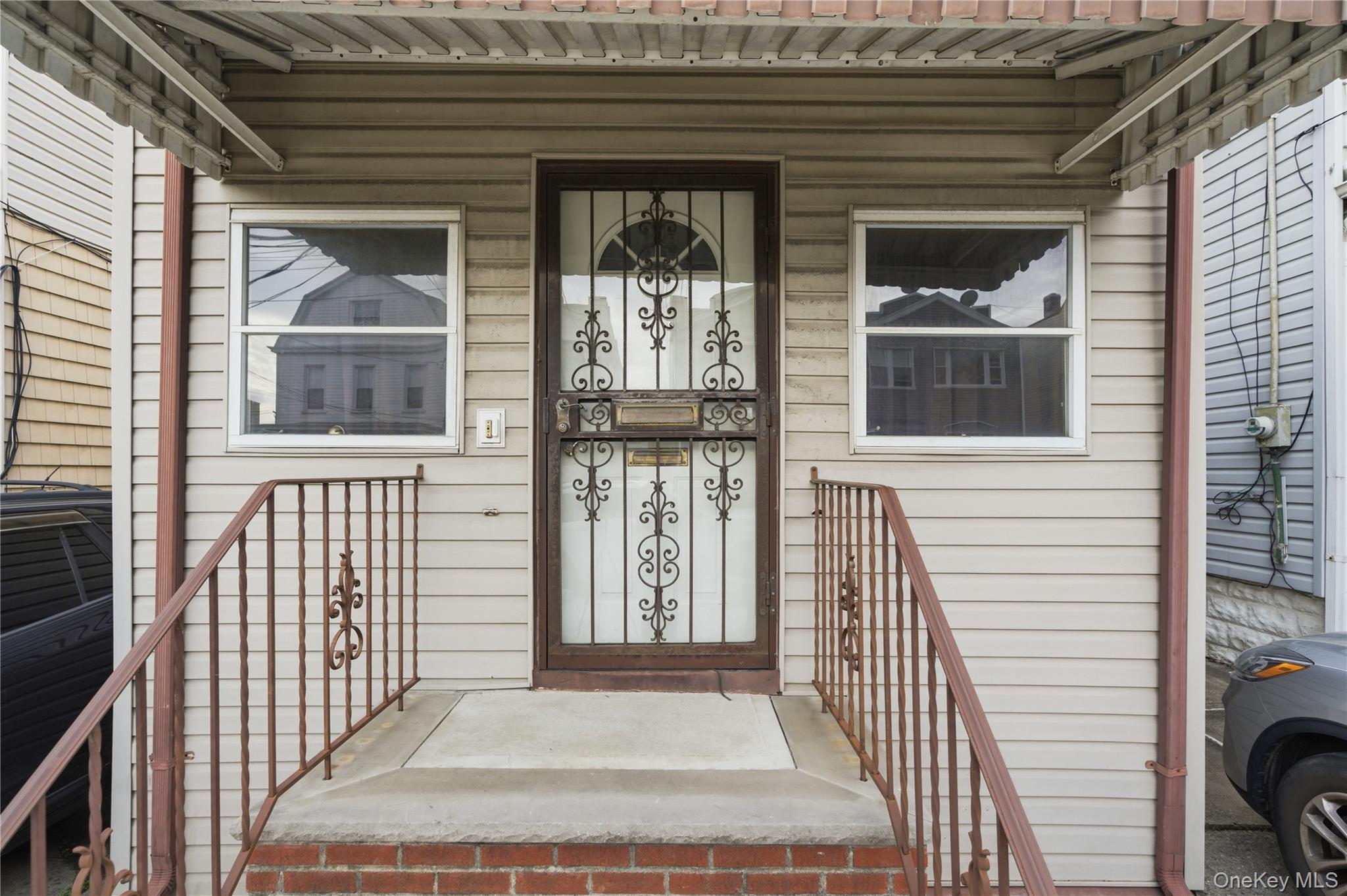 6661 74th Street Property Photo 4