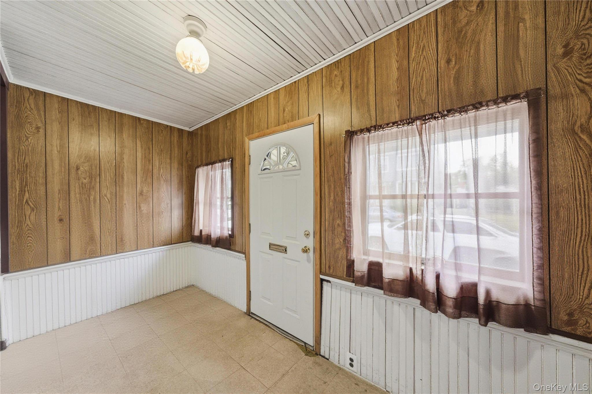 6661 74th Street Property Photo 7